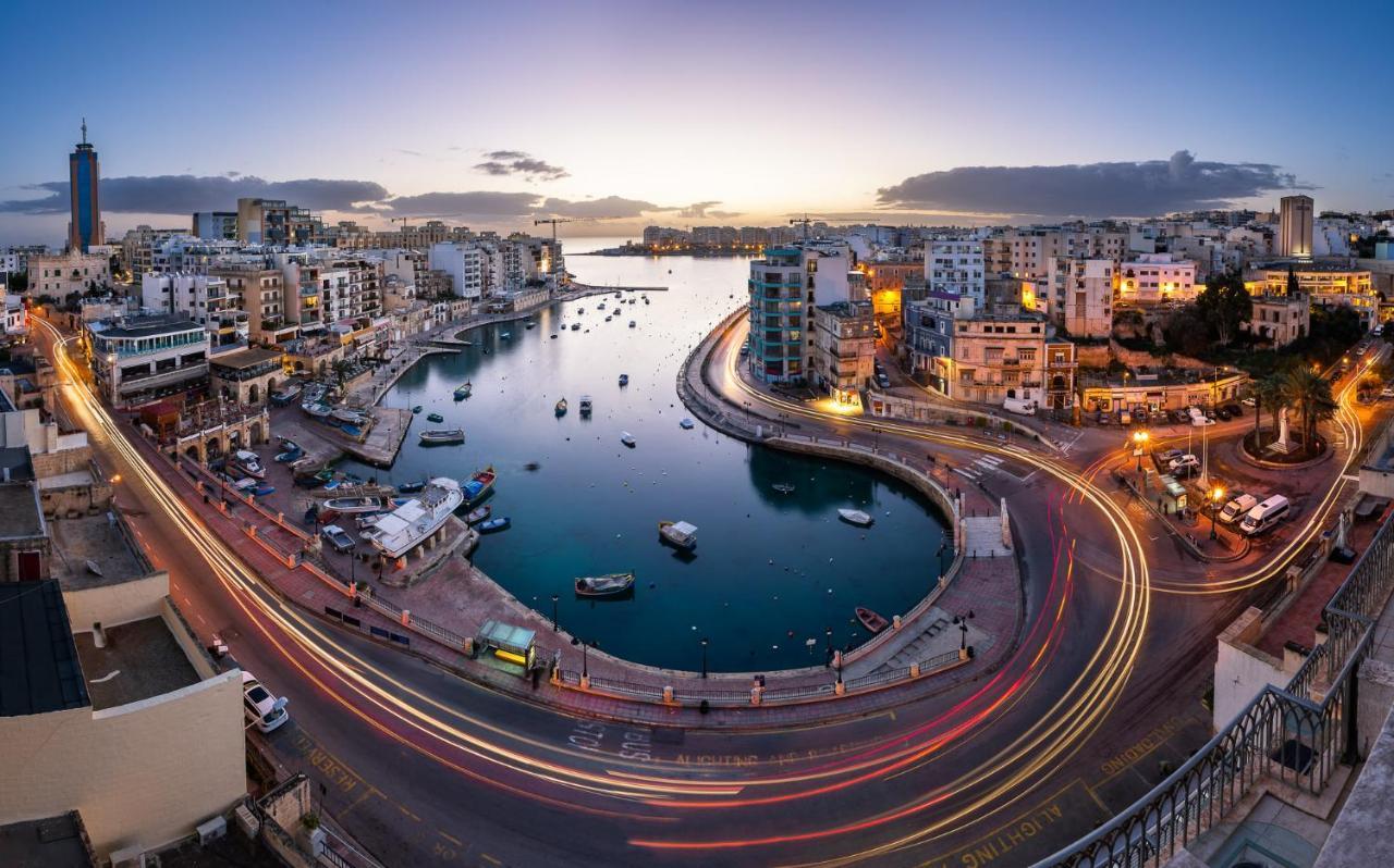Spacious Steps To The Promenade * Sliema